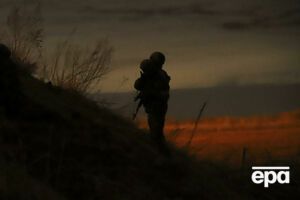 Бої та бомбосховища, евакуація і взаємопідтримка. Україна п'ятий день бореться із російським вторгненням. Фоторепортаж