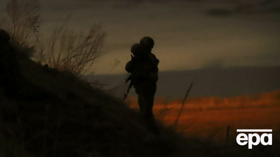 Бої та бомбосховища, евакуація і взаємопідтримка. Україна п'ятий день бореться із російським вторгненням. Фоторепортаж