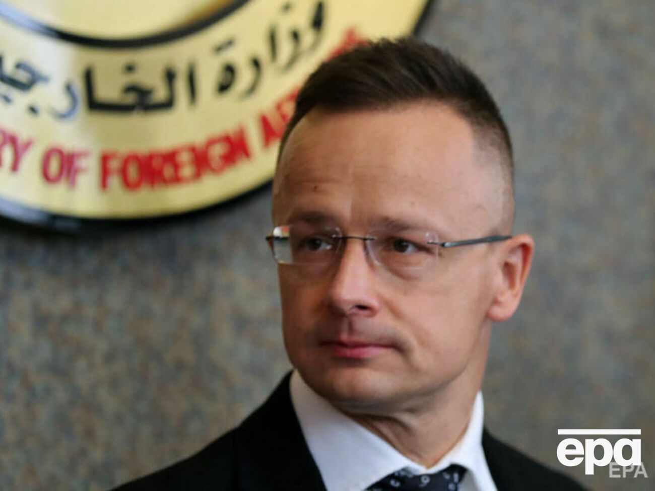 Сіярто заявив, що треба "гарантувати безпеку Угорщини... щоб ми не втручалися у цю війну"