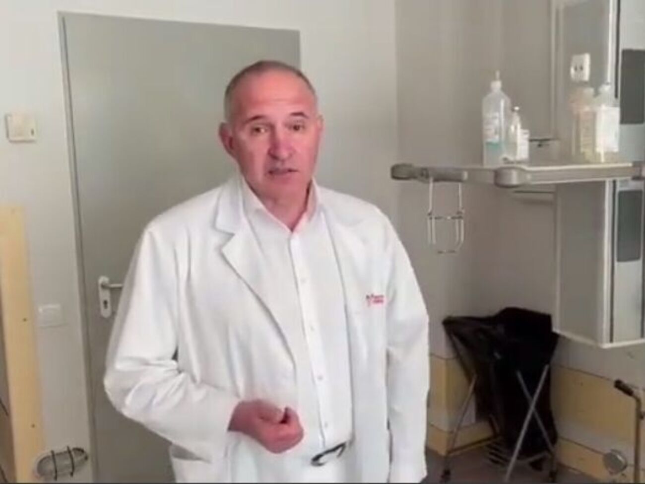 Тодуров: Я вас очень прошу, выйдите на улицу, выскажите свое мнение. Не будьте немыми соучастниками преступления, которое творится сегодня на моей земле!