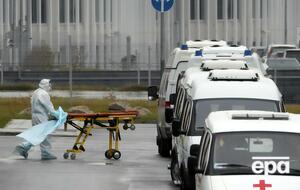 В мире зафиксировано почти 5,7 млн смертей среди инфицированных коронавирусом