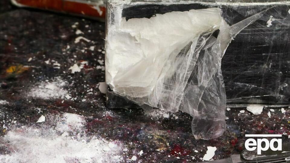 По одной из версий, кокаин испортили специально