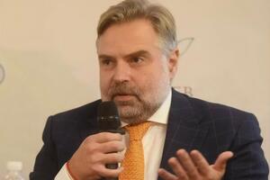Александр Каленков: Извините, но и здесь торчит борода днепровского бизнесмена