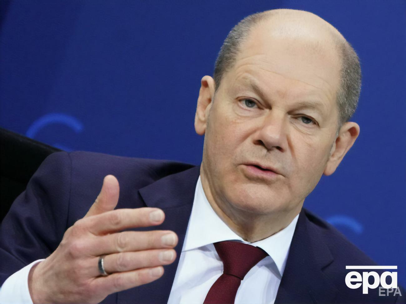 Шольц (на фото) повідомив, що у нього заплановано зустріч із Путіним