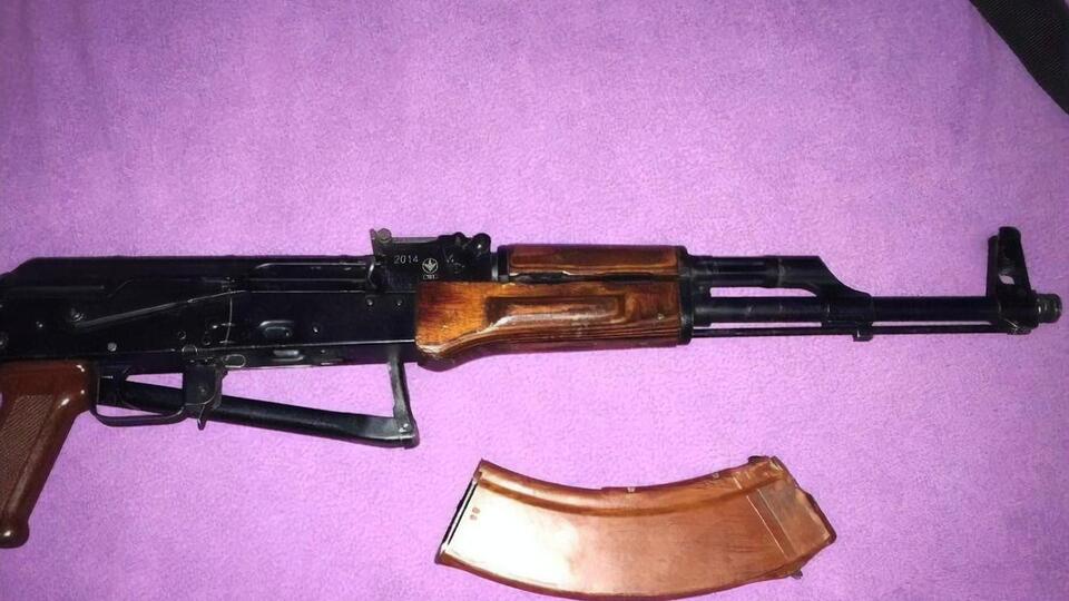 На месте происшествия полиция изъяла оружие и патроны