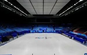 Как отметили в НОК, у фигуристов в других сборных также зафиксированы случаи коронавируса