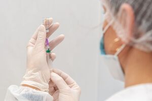 В Украине сделали в общей сложности более 30,5 млн прививок от коронавируса