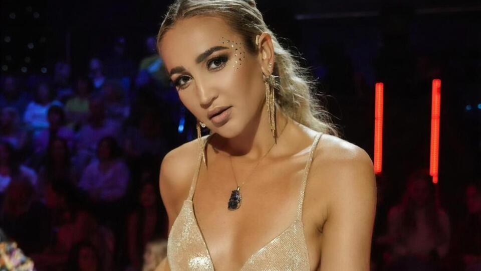 Бузова: Всегда радуюсь любому прекрасному событию