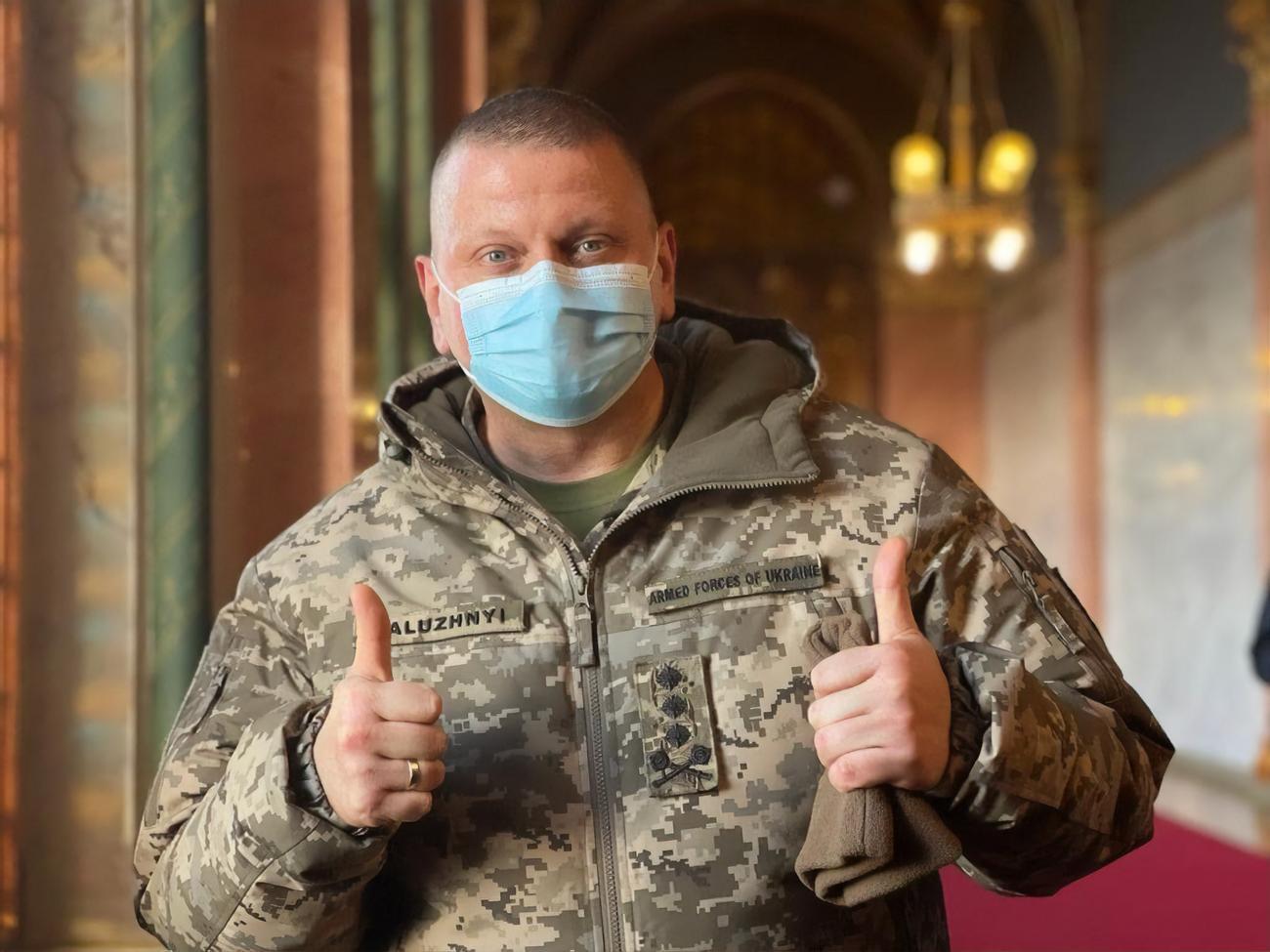 Залужний: Вище військове керівництво – це я і досить обмежене коло