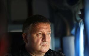 Аваков заявил, что гордится полицейским, который не позволил себя подкупить