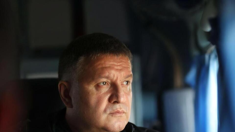 Аваков заявил, что гордится полицейским, который не позволил себя подкупить