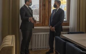 Кулеба и Блинкен выразили надежду, что РФ продемонстрирует конструктивную позицию в следующих раундах переговоров по Донбассу