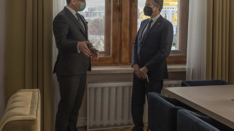 Кулеба та Блінкен висловили надію, що РФ продемонструє конструктивну позицію в наступних раундах переговорів щодо Донбасу
