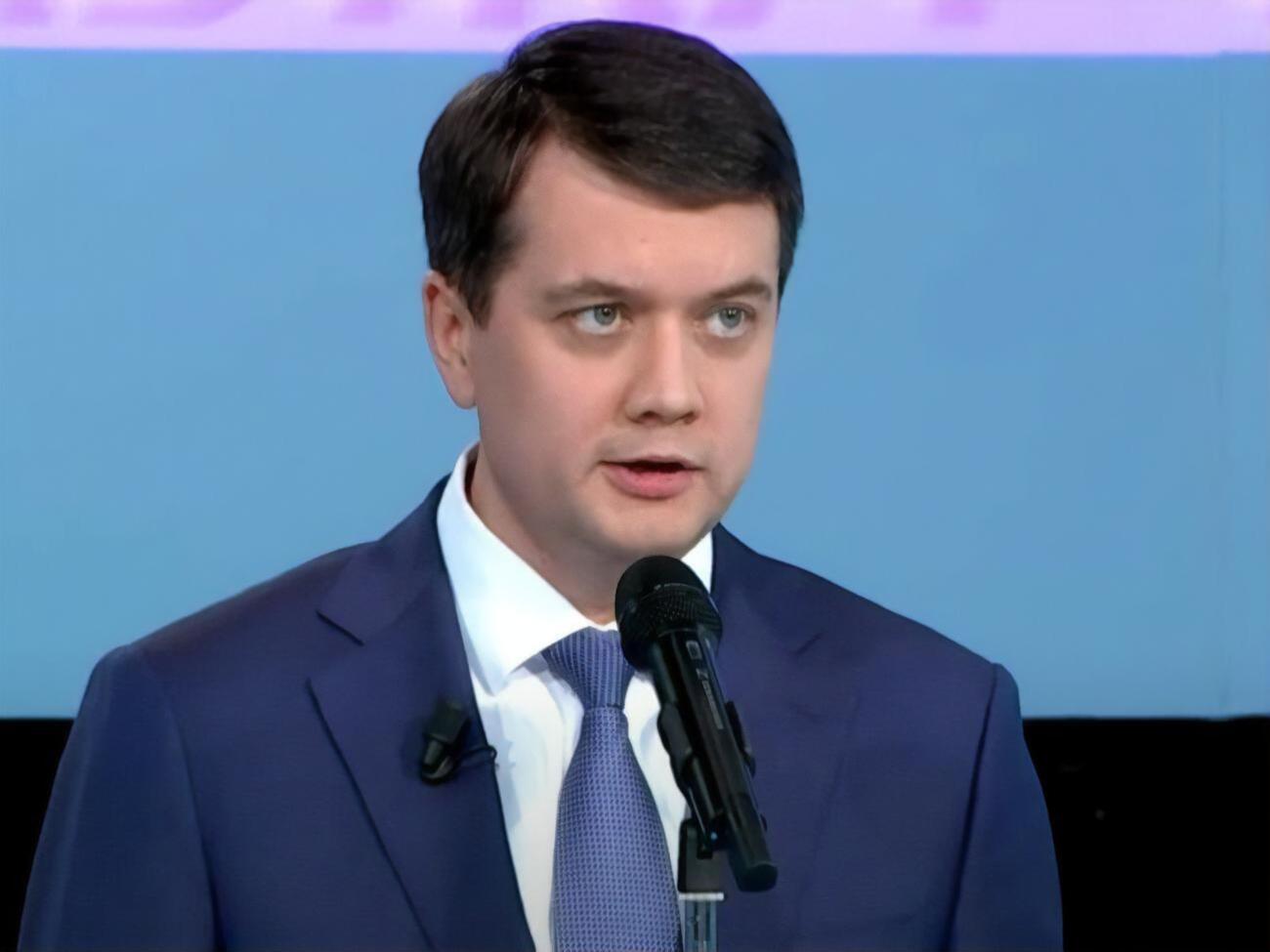 Трухин &ndash; не простой депутат, отметил Разумков (на скриншоте)