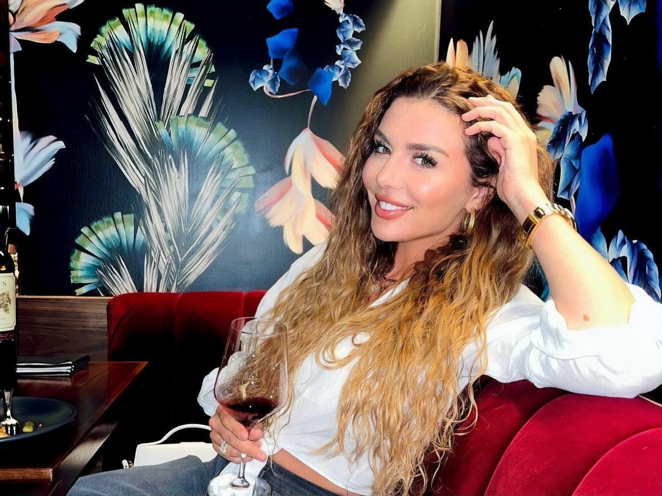 Седокова: Скажите, Аня тебе передала