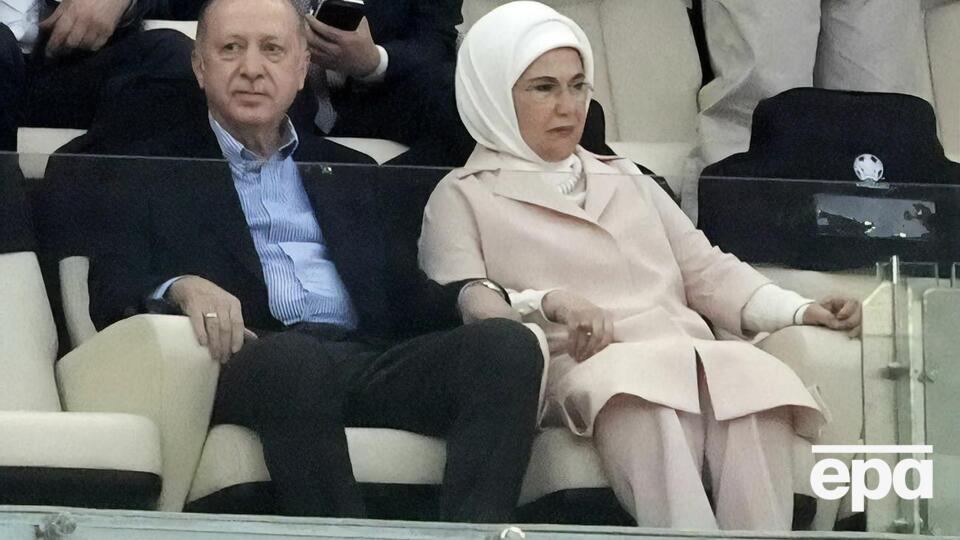 Подружжя Ердоганів пішло на самоізоляцію