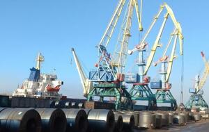 Всего в Украине восемь морских портов