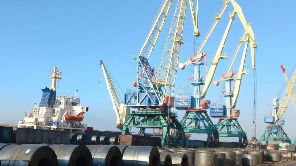 Загалом в Україні вісім морських портів