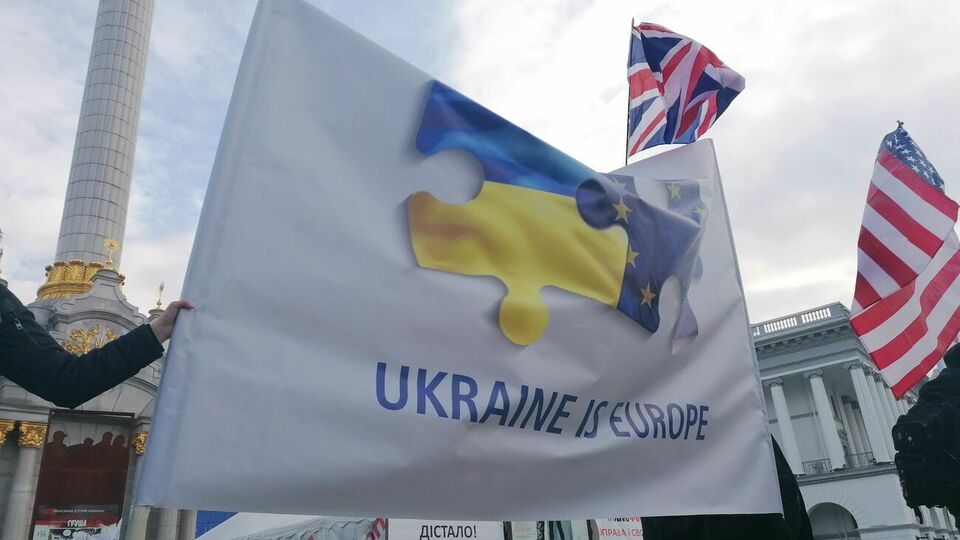 Организаторы акции хотели "показать народу Украины, что остальной мир поддерживает его перед лицом российской агрессии"