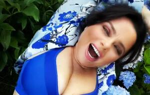 Королева: Плясали от души!