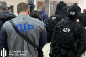 По данным следствия, чиновники горсовета существенно занизили стоимость арендной платы за землю. Предприятие считает, что ГБР "подменяет собой суд"