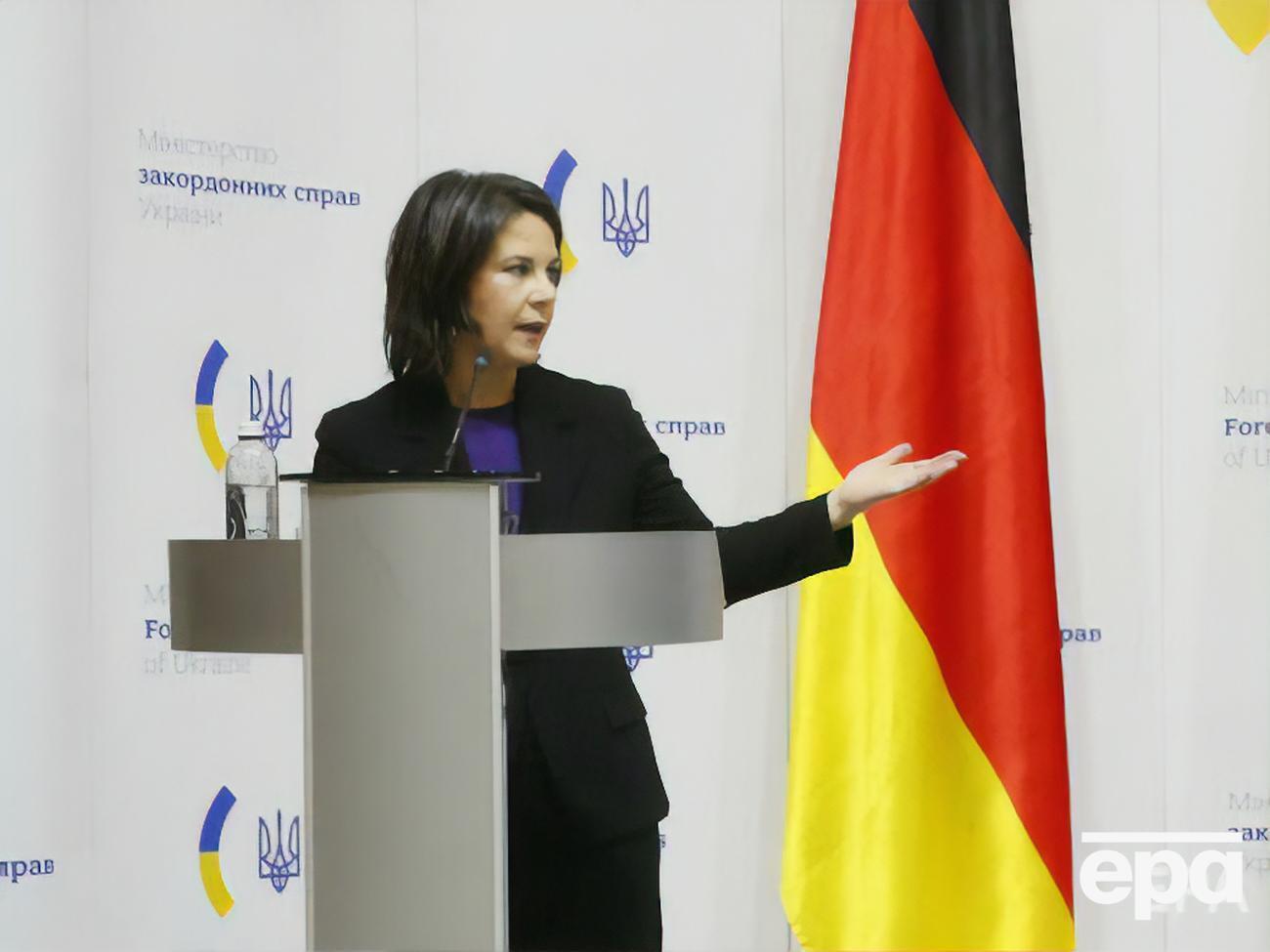 Бербок: Ми зробимо все, щоб запобігти ескалації