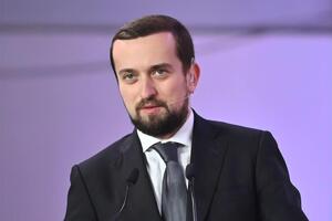 Кирилл Тимошенко: Пожалуйста, пишите мне в личные сообщения, указывайте заведение и населенный пункт, где не выполнили поручение президента Украины