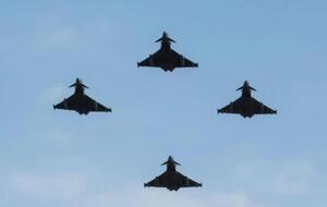 Страны НАТО регулярно поднимают истребители для проверки российских самолетов, летающих без предупреждения