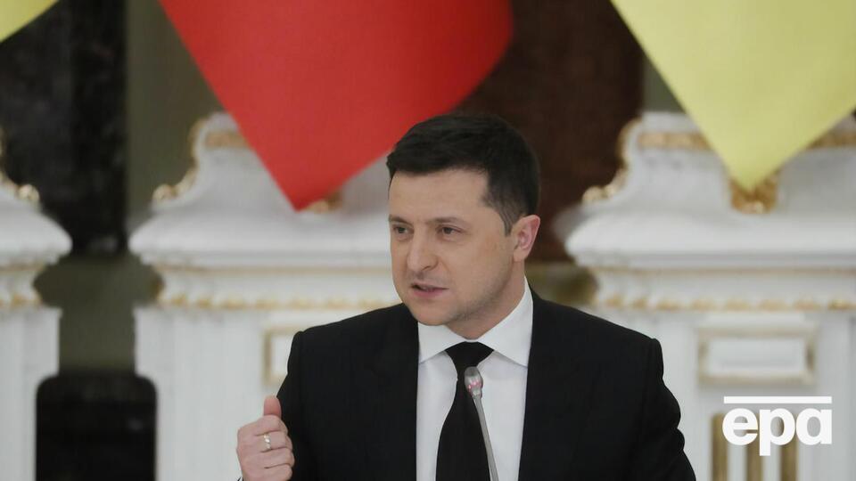 Зеленский решил ответить российскому лидеру на русском, чтобы "автор афоризма понял ответ"