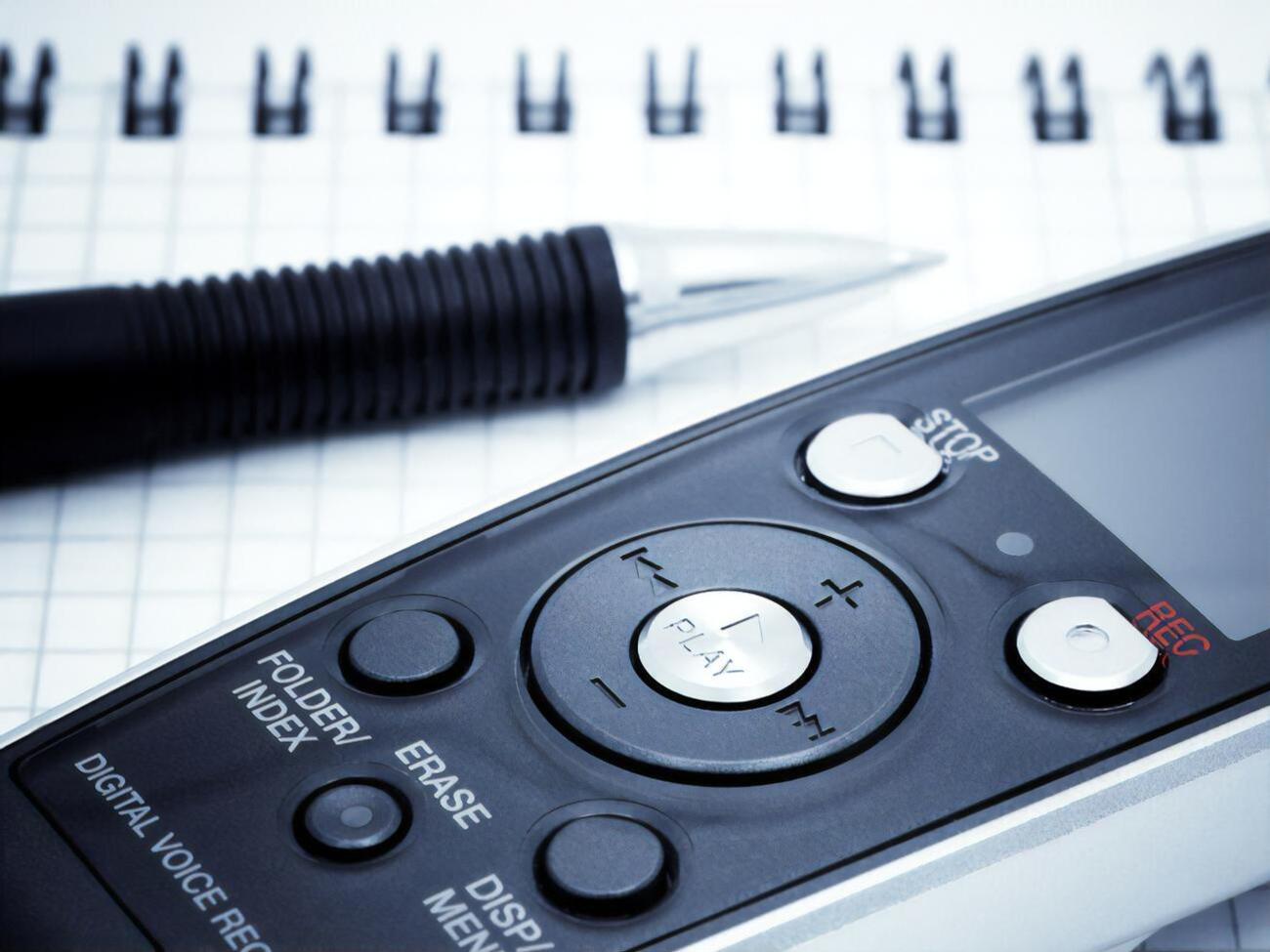 Более 40 из 75 фигурантов списка россиян, которых признали "иностранными агентами", &ndash; журналисты