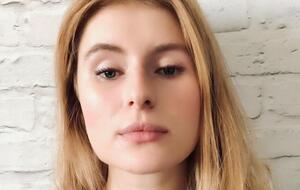 Анна Шукшина показала занятия спортом