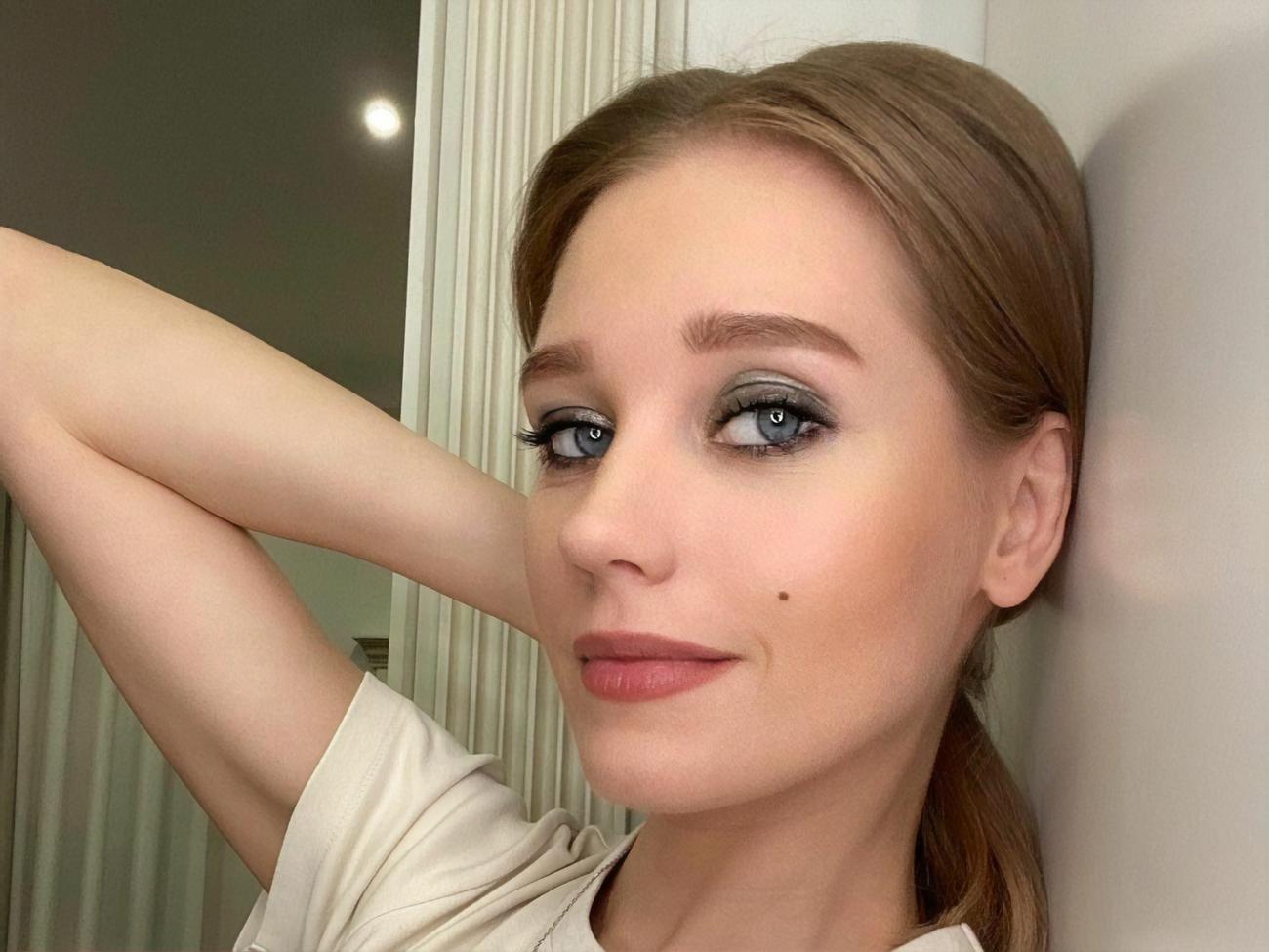 Асмус у квітні виповниться 34 роки