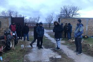 Російські силовики затримали чотирьох кримських татар