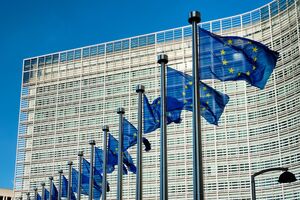 За словами Йозвяка, офіційно Євросоюз розширить санкції проти РФ до кінця лютого