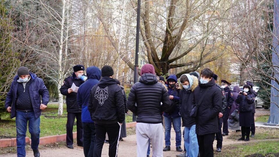 За даними правозахисників, російські силовики затримали чотирьох людей