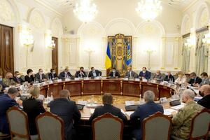 Обычно СНБО проводит заседания по пятницам