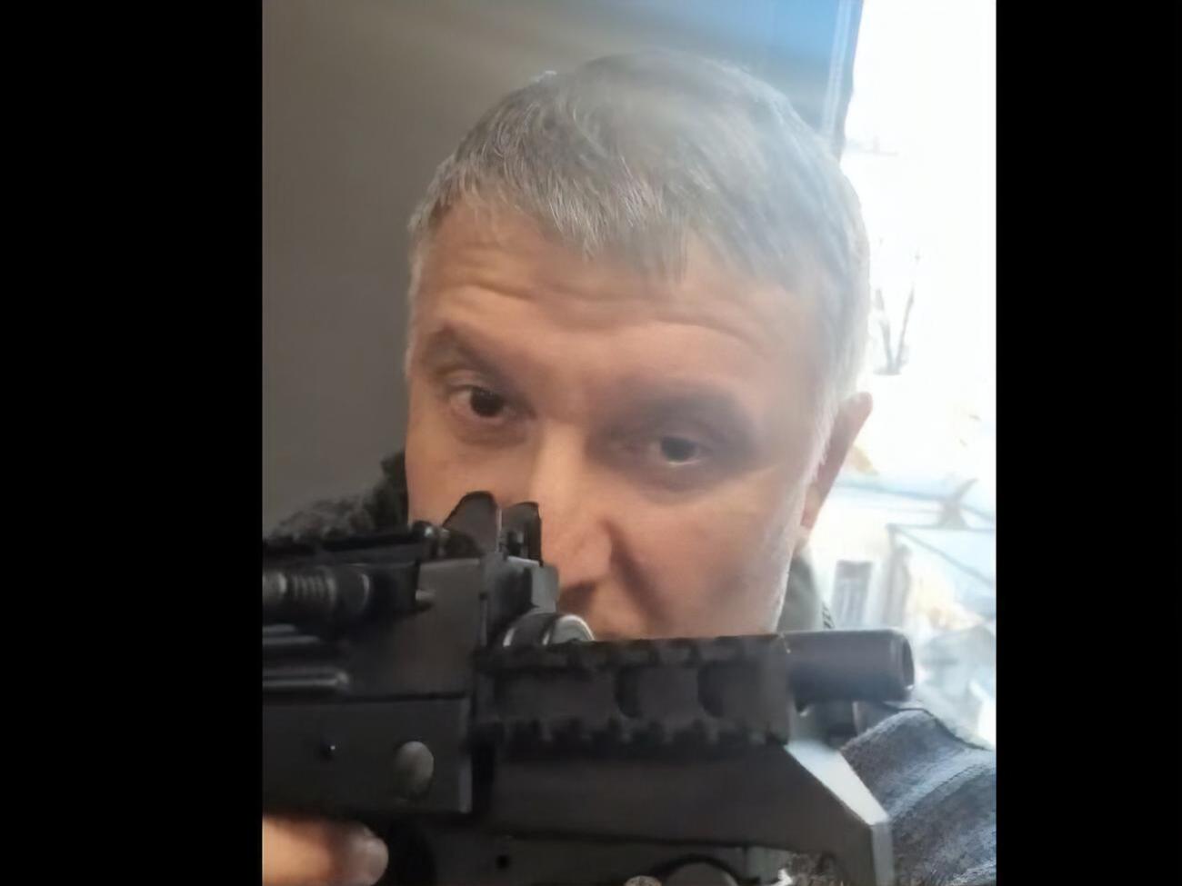 Аваков: Хочете флешмоб? Тисячі та мільйони українців захищатимуть свою землю