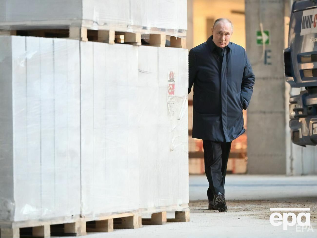 Міжнародна федерація тхеквондо офіційно оголосила про відкликання почесного чорного пояса 9-го дану, наданого Путіну у листопаді 2013 року