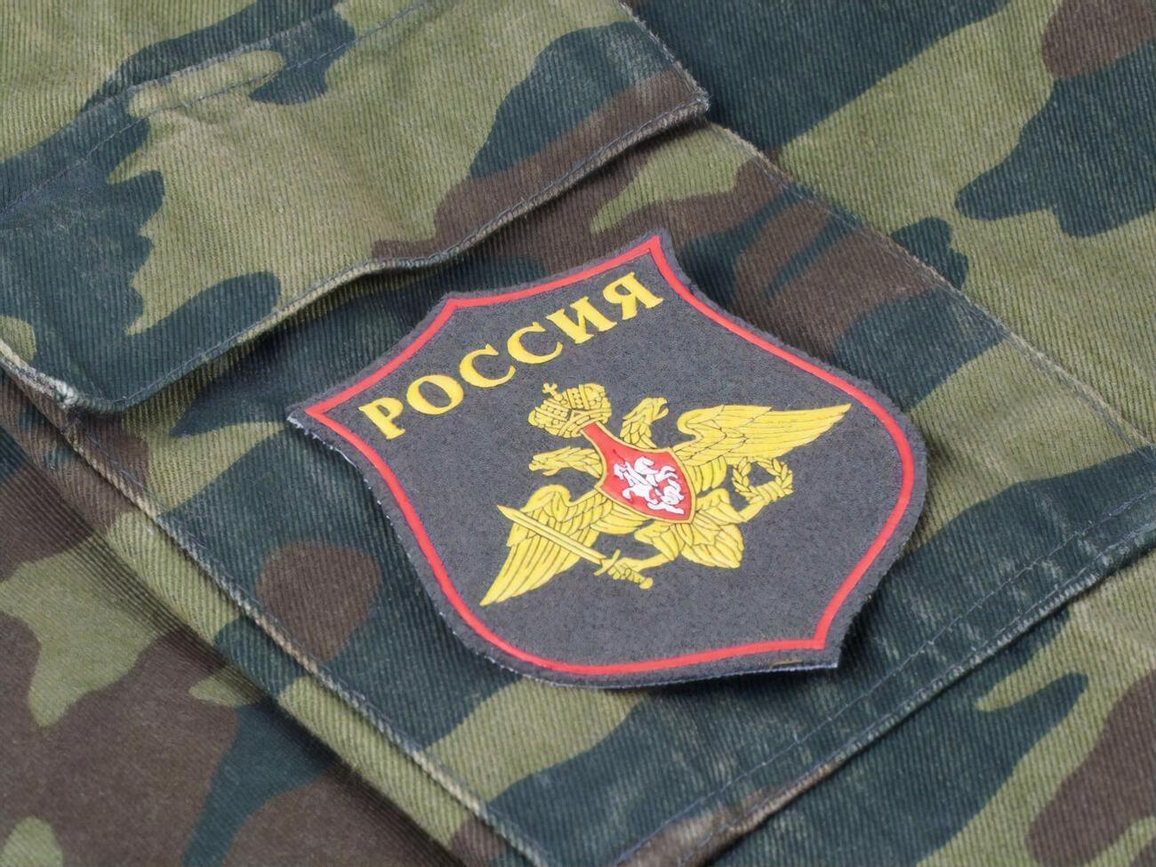 Російського військового, якого мають звільнити, відправили до адмінкордону України у Криму