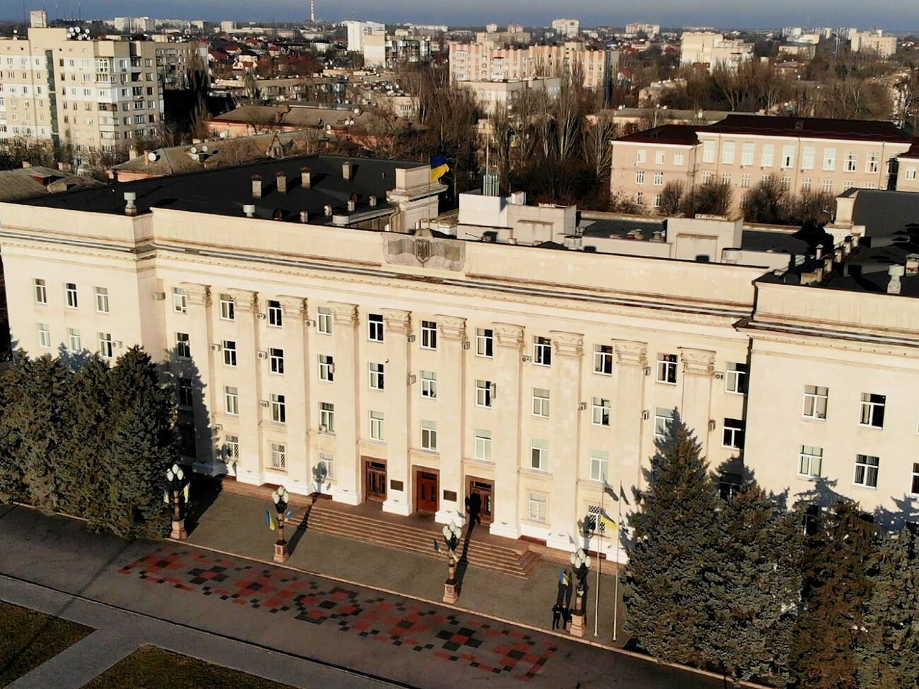 Херсонська ОДА закликала жителів міста сидіти вдома