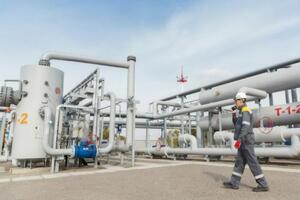 Перші 600 л конденсату і 200 л мастила вже надійшли в розпорядження громади