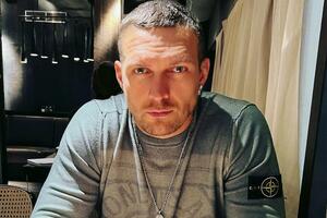 Усик: Люди, объединяйтесь, не гоните друг на друга