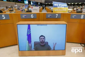 Зеленський заявив, що РФ має припинити бомбардування мирних міст