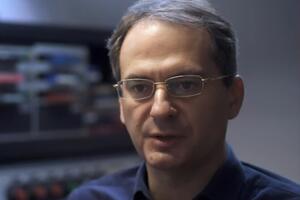 Грозев: Я уверен, что часть информации он получает, а часть не получает