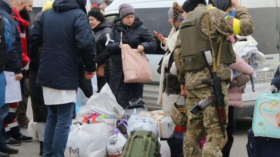 9 березня з окупованих українських міст і міст, які опинилися під обстрілами, вивезли тисячі людей