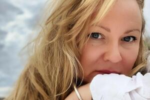 Жураковская: Очень жалко детей, которые гибнут под бомбежками