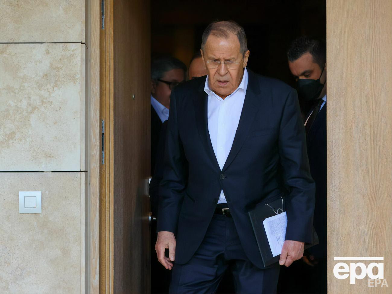 Лавров заявил, что якобы на территории роддома Мариуполя была база "Азова"