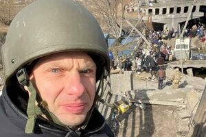 Всех, кто говорит, как можно работать, торговать, делать маникюр, печь торт, когда в стране война, посылайте вслед за русским кораблем