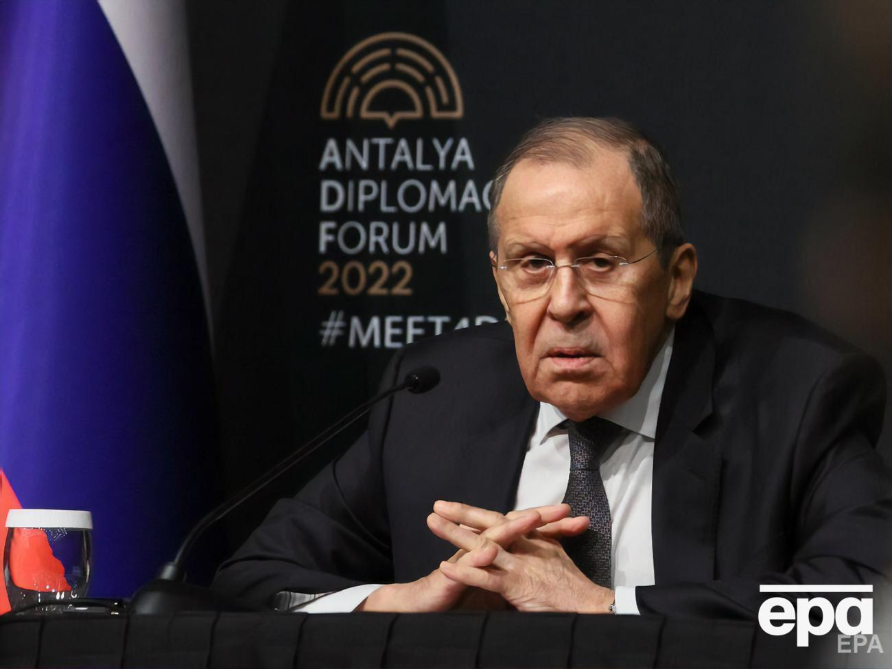 Путин "никогда не отказывается от контактов", сказал Лавров (на фото)