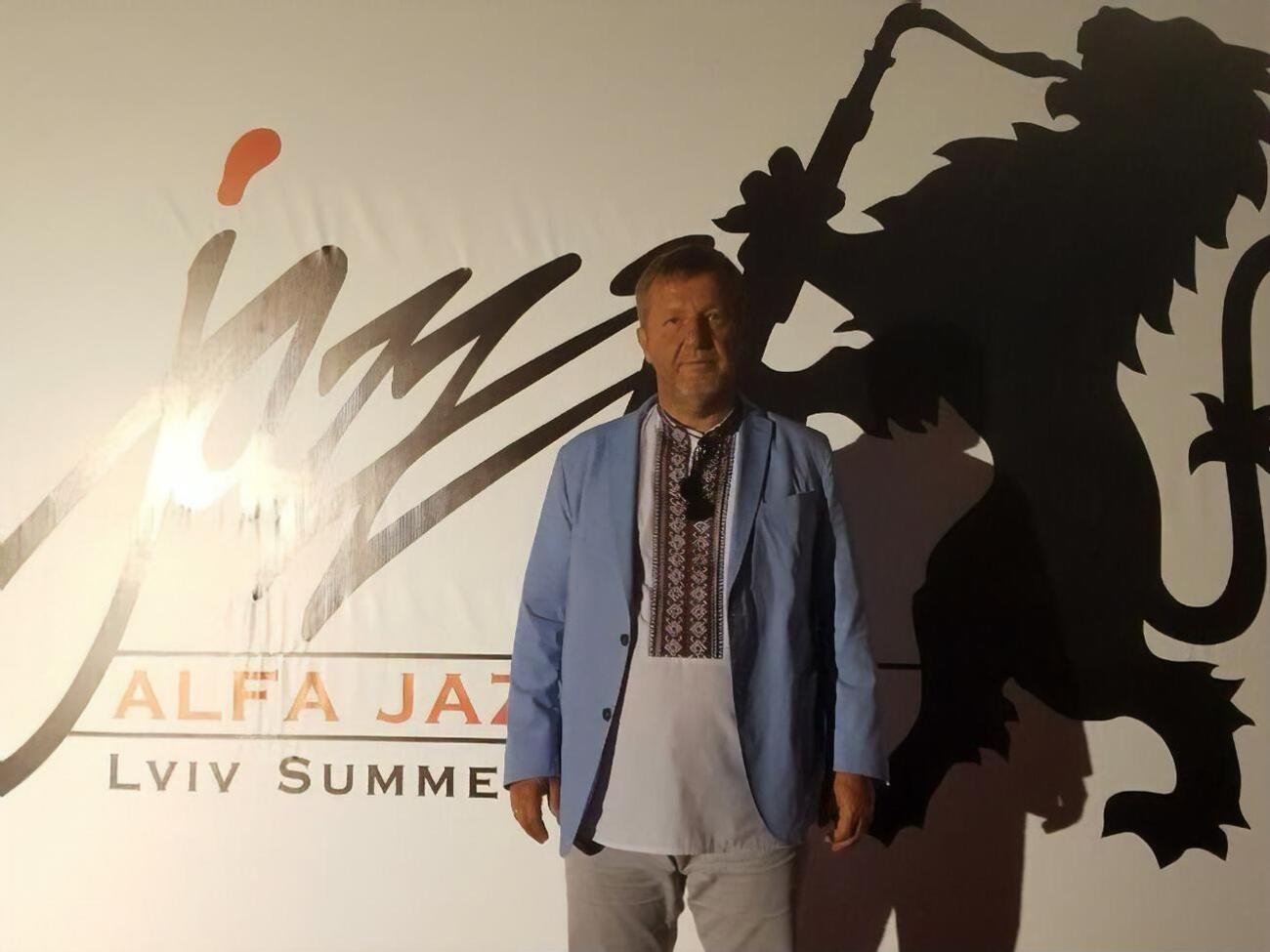 Кох:&nbsp;Путин сам себя не свергнет. Он сам кого хочешь свергнет. А как называется человек, к которому нужно обратиться, чтобы он его сверг, я не знаю